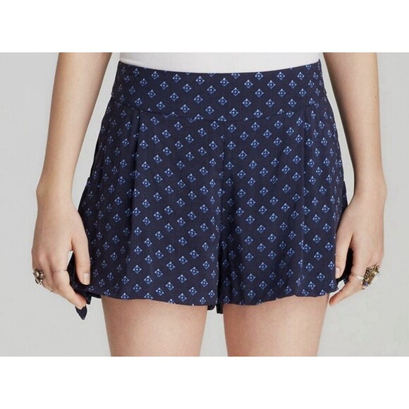 Free People Printed Side Tie Shorts Women's size M - Picture 1 of 10